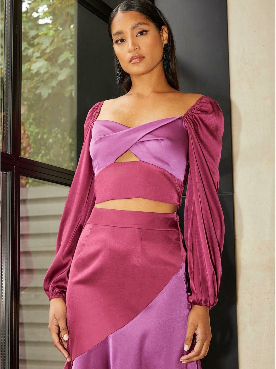 Tops & T-Shirts * | Chi Chi London Long Sleeve Cut Out Twist Detail Satin Top In Purple